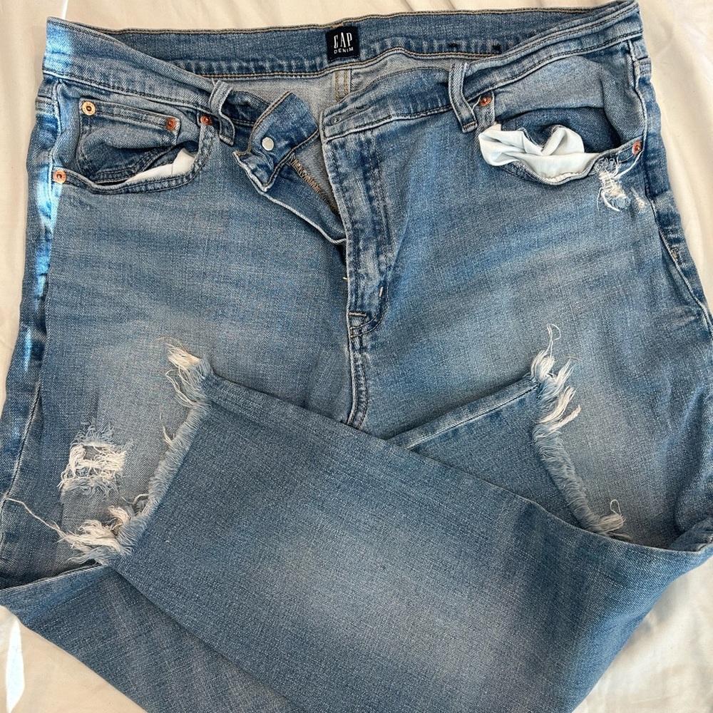 Women’s GAP jeans